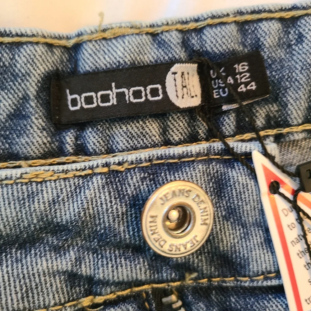 *SOLD* NEW Boohoo Blue Womens Plus 16 Tall Blue High Waist Mom Jeans Acid Ligh - Picture 11 of 12